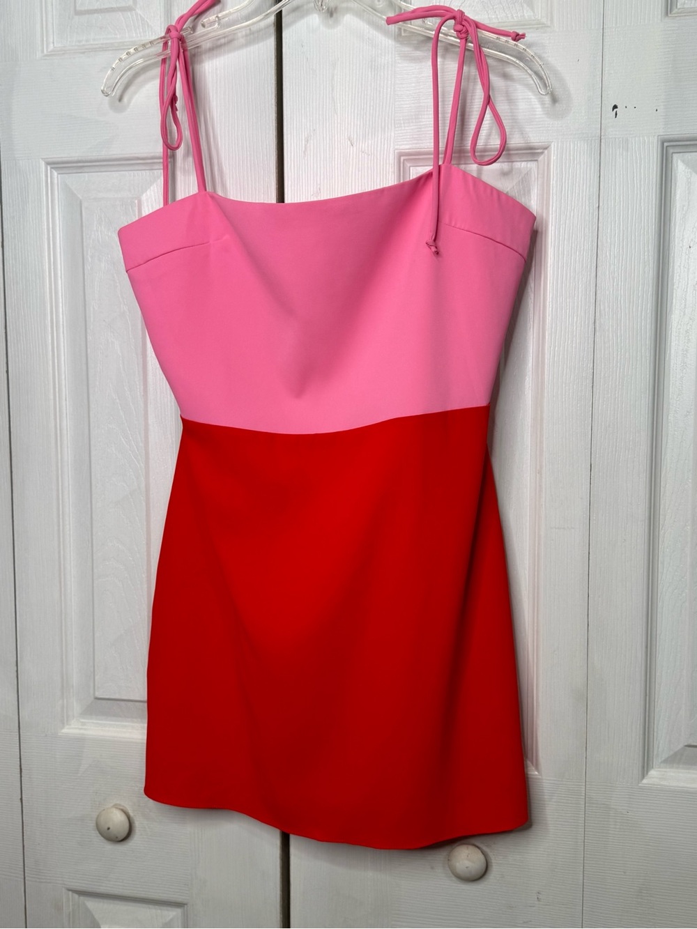 NWT Olivaceous Pink and Red Tie-Strap Mini Dress, Size Medium